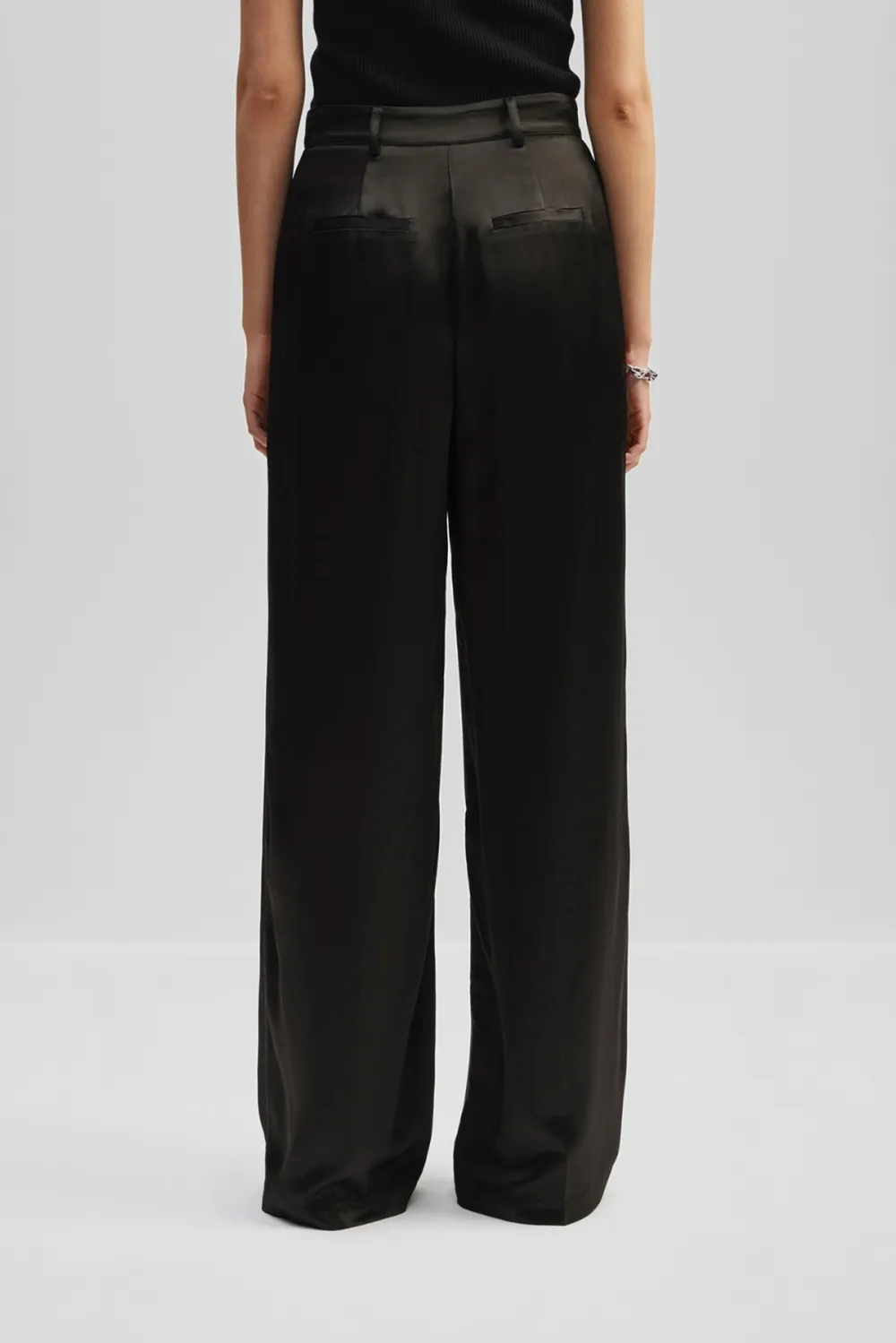 Wide Leg Crepe Trousers