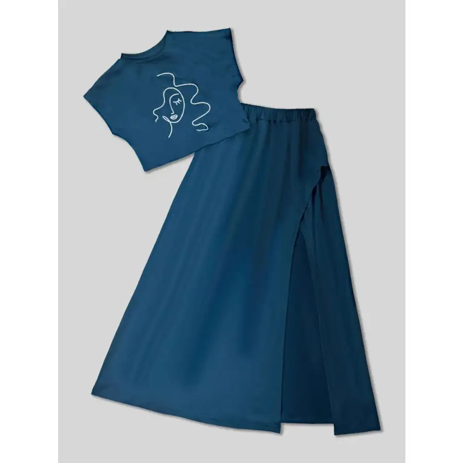 Round Neck Short Sleeve Top and Skirt Set