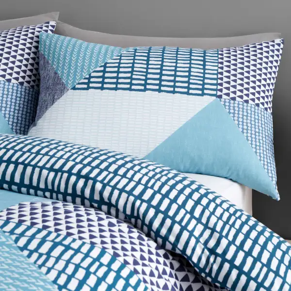Refined Bedroom Reversible Geometric Cotton Duvet Cover Set