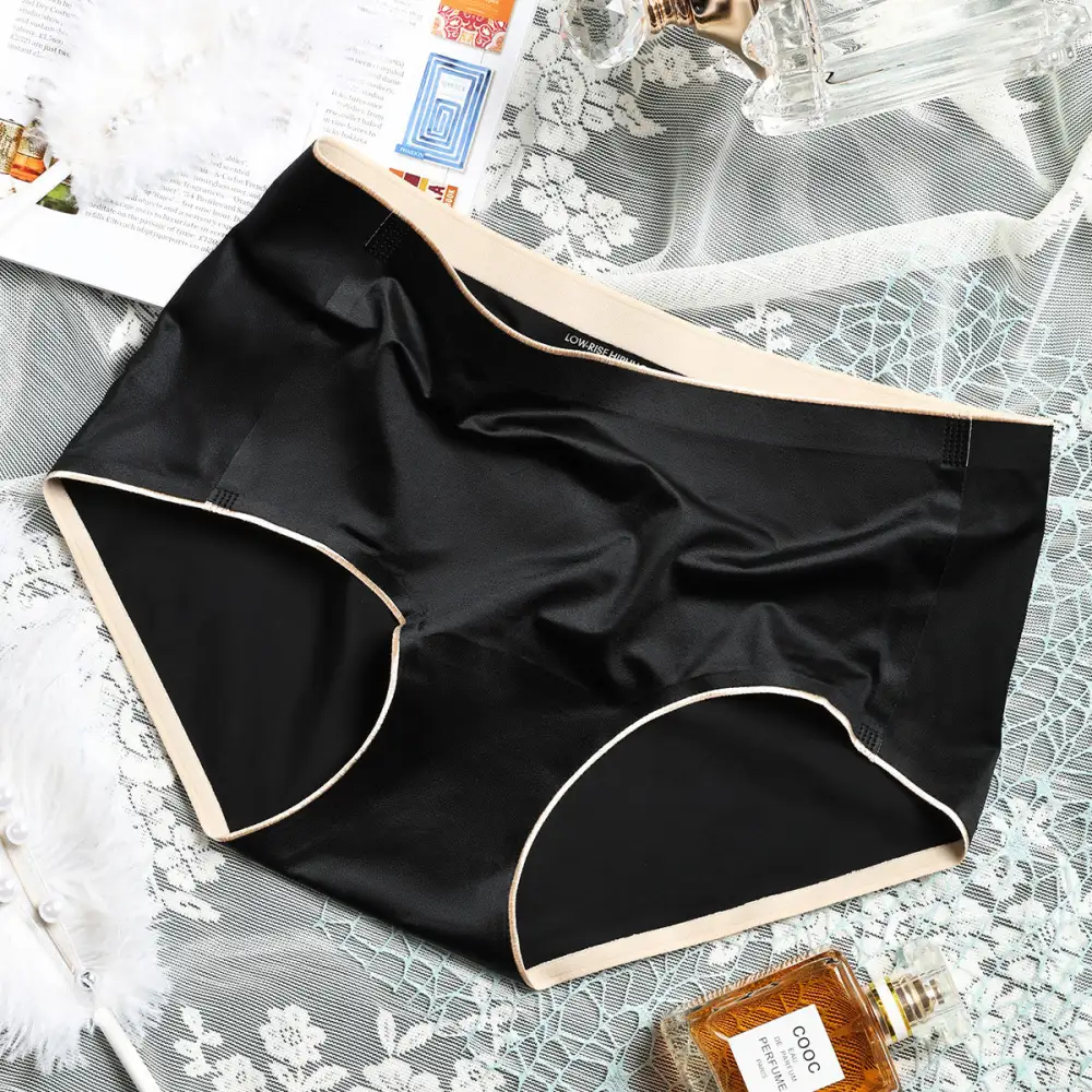 Antibacterial Modal Crotch Seamless Briefs