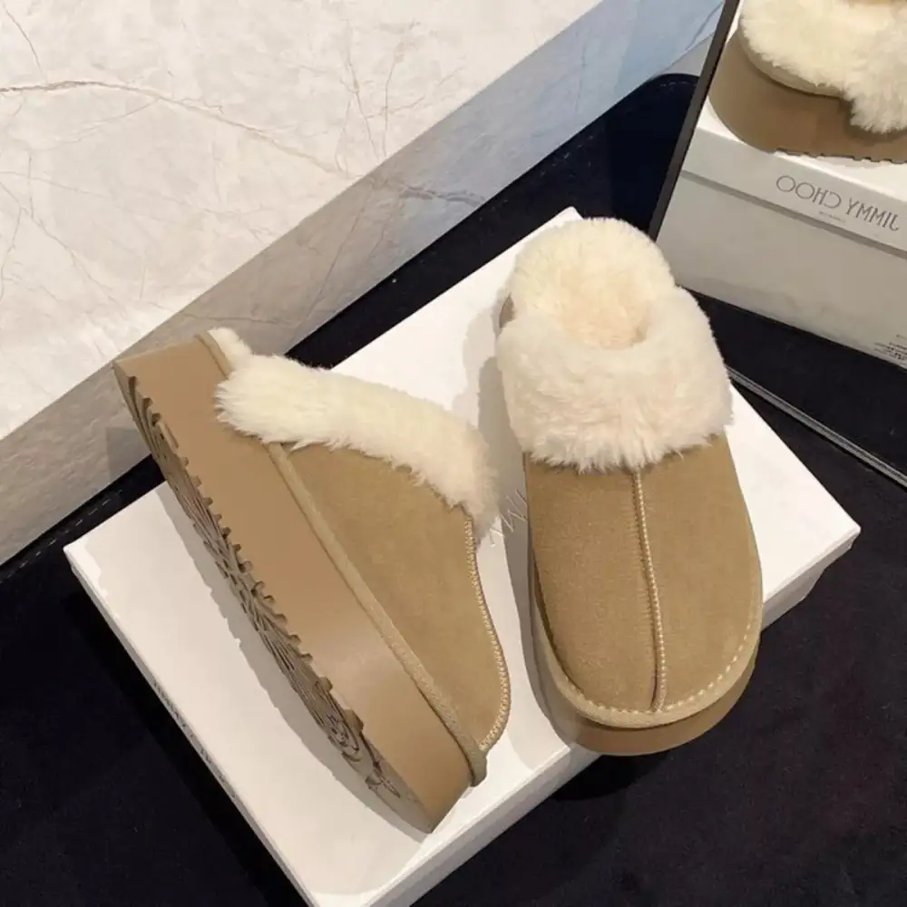 Textured Round Toe Platform Slippers