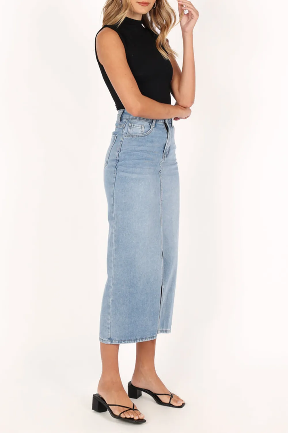 RELAXED MIDI A-LINE KNIT SKIRT