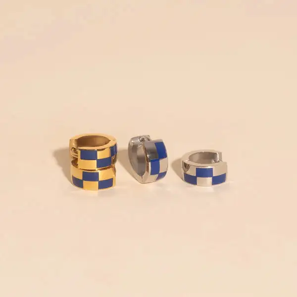Super Chunky Checkers Huggie