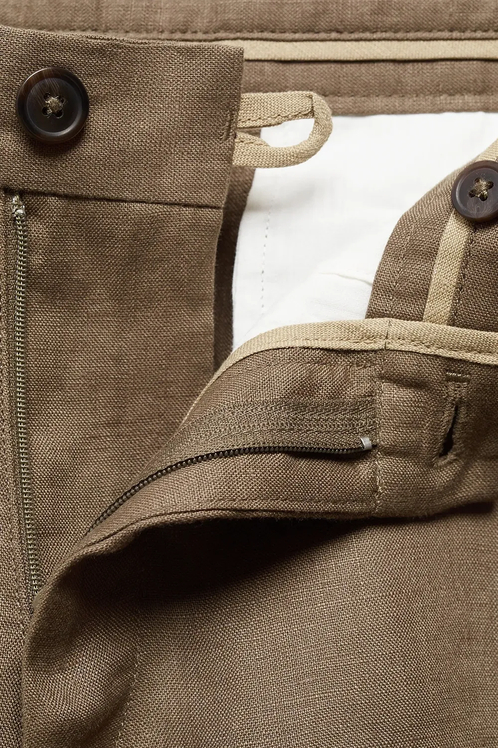 Slim-Fit 100% Linen Shorts