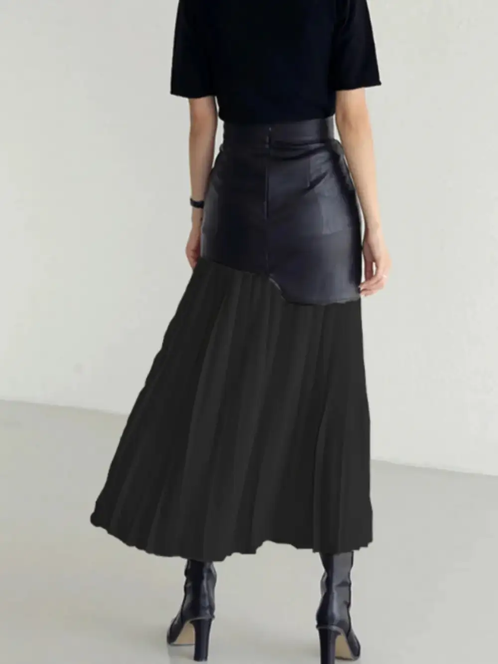 Softened Pleated Patchwork Skirt