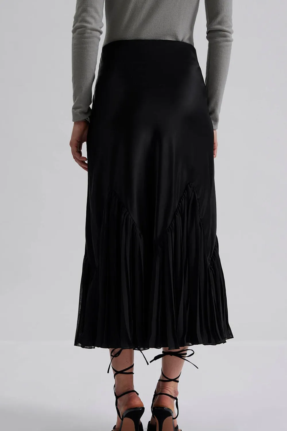 Ruffled Hem Midi Skirt