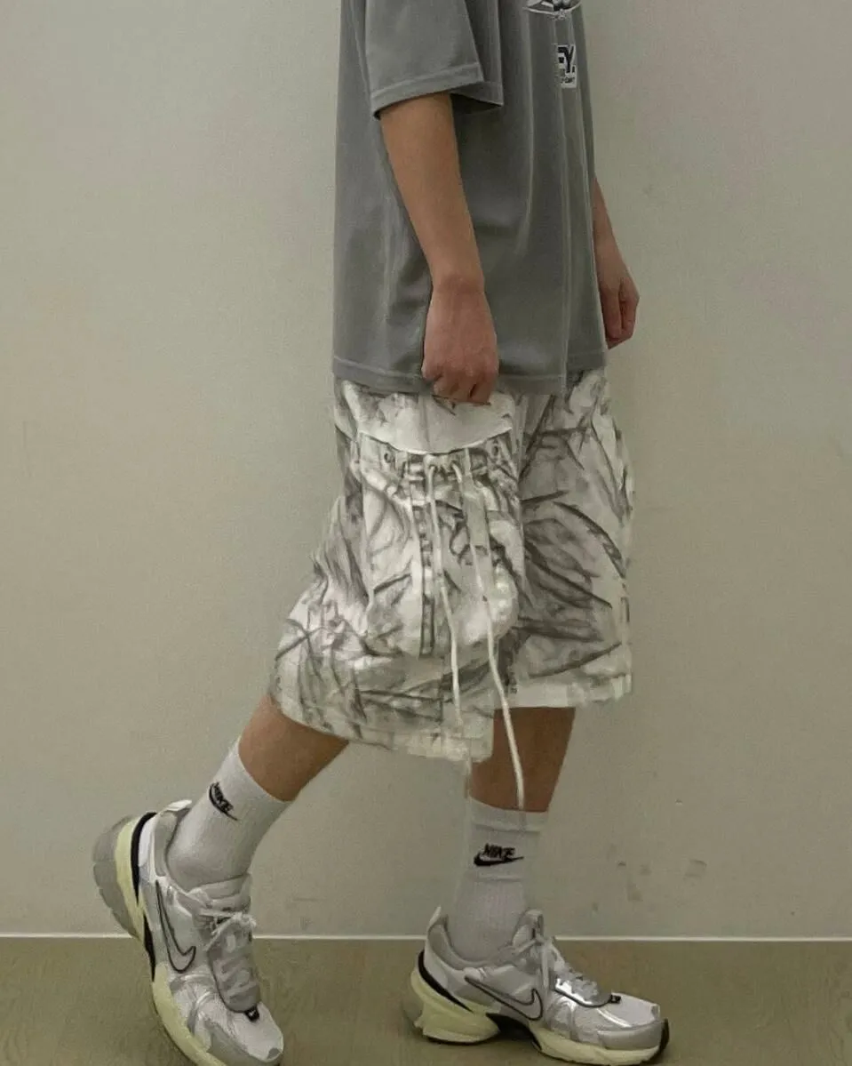 Streamlined Relaxed Distressed Longline Cargo Shorts