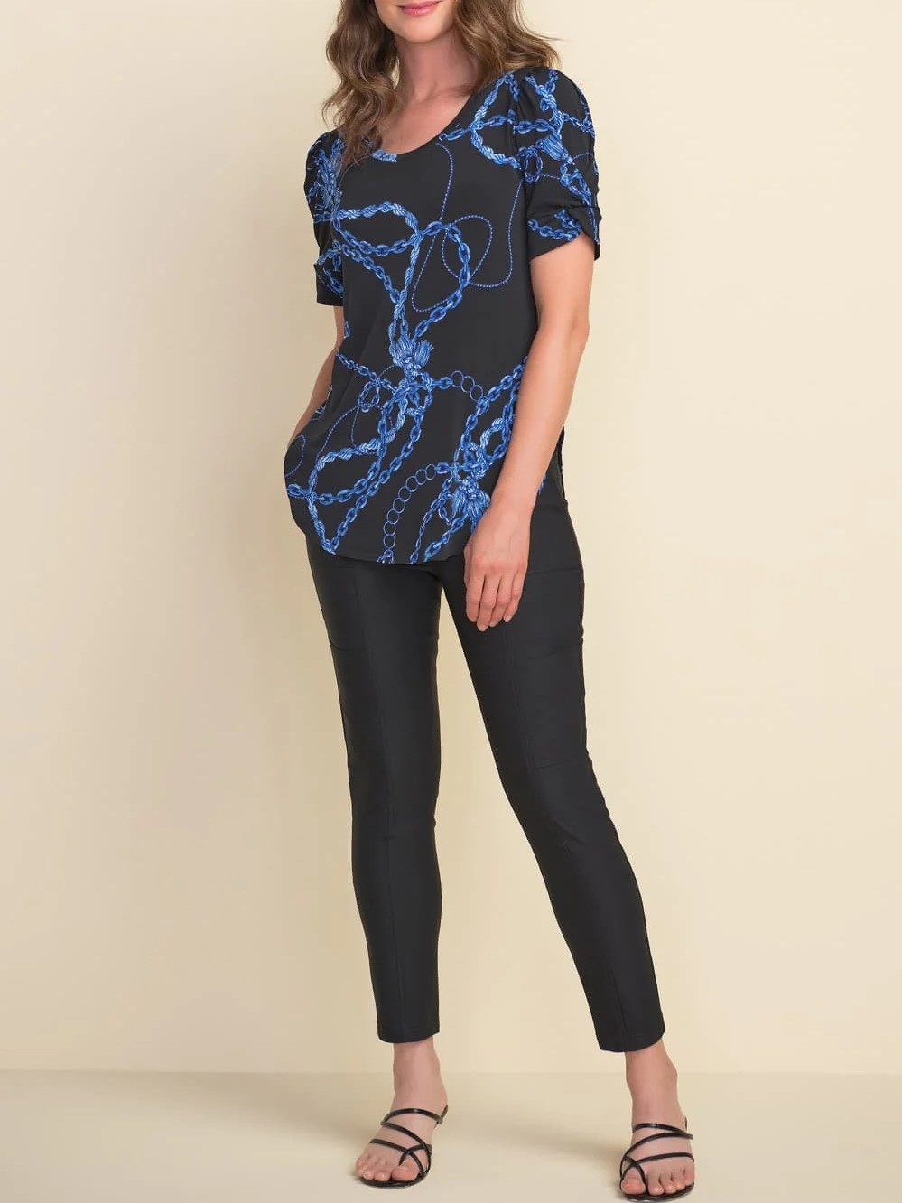 Black and Blue Chain - Print Short - Sleeve Top