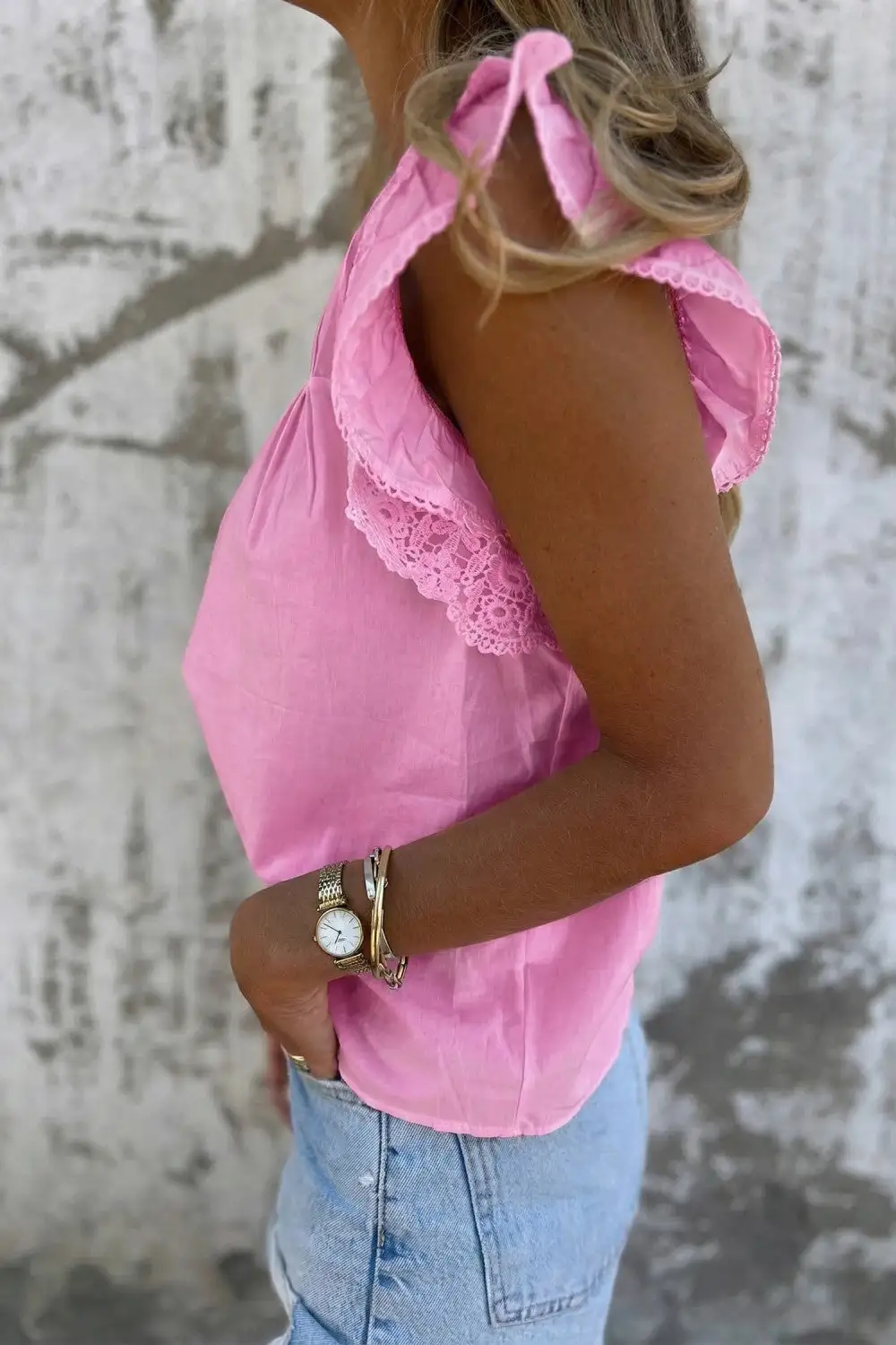Lace Flutter Sleeve Pleated Blouse