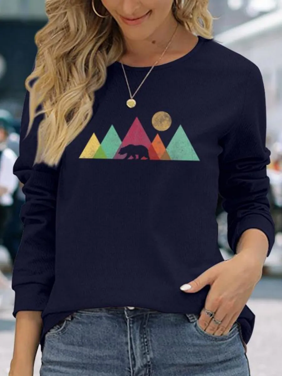 Geometric Mountain Bear Printed T-Shirt