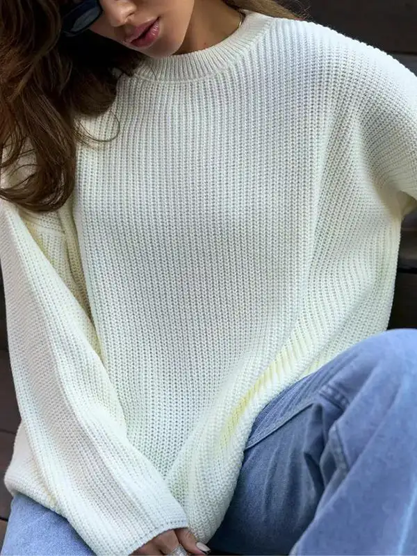 Paneled Round Neck Long Sleeve Relaxed Fit Relaxed Shape Sweater