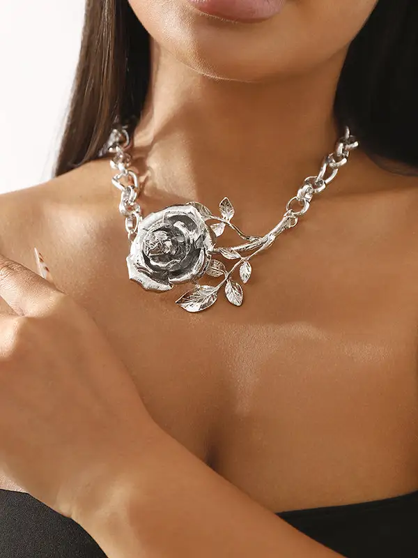 Floral Geometric Alloy Necklace