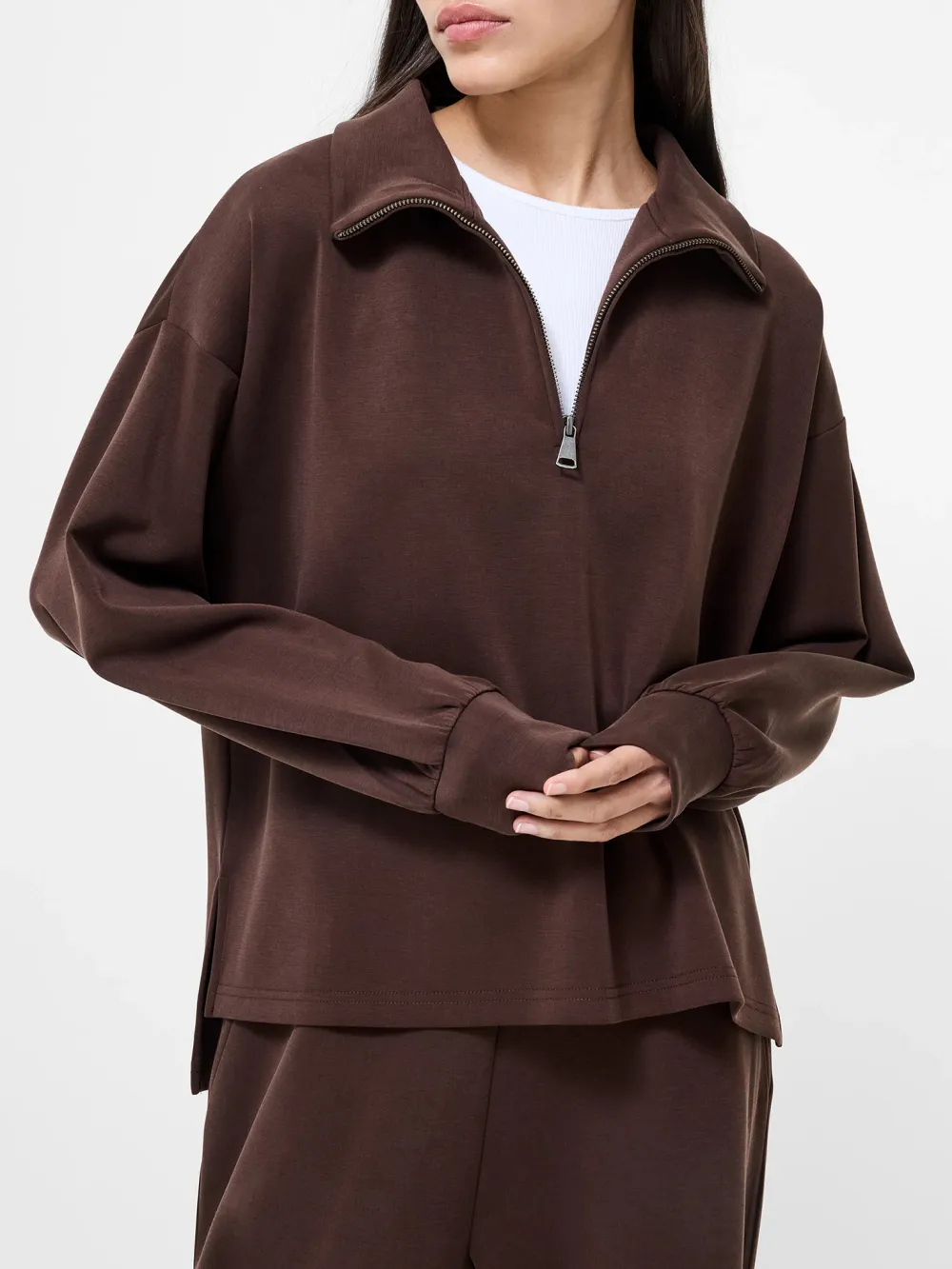 Basic Zip-Neck Sweatshirt With A Lazy Feel