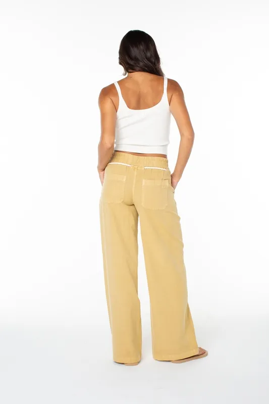 Clean Textured Wide Leg Pants