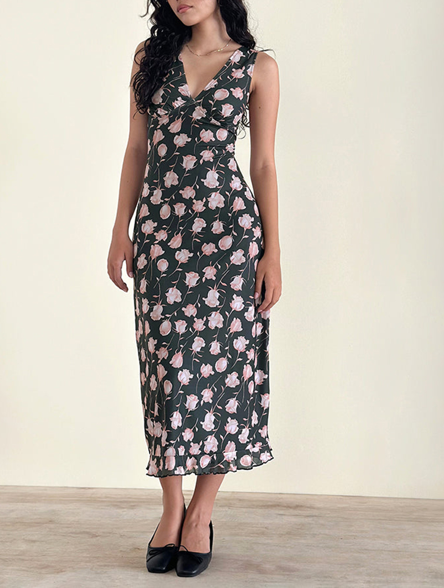 Midi Dress In Falling Rose Jet Black