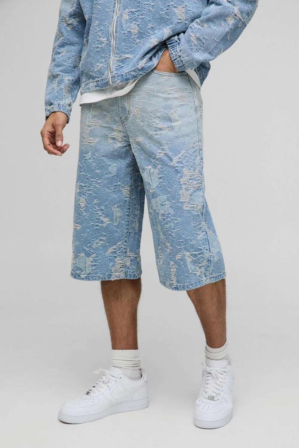 Spring And Summer Regular Distressed Denim Jorts
