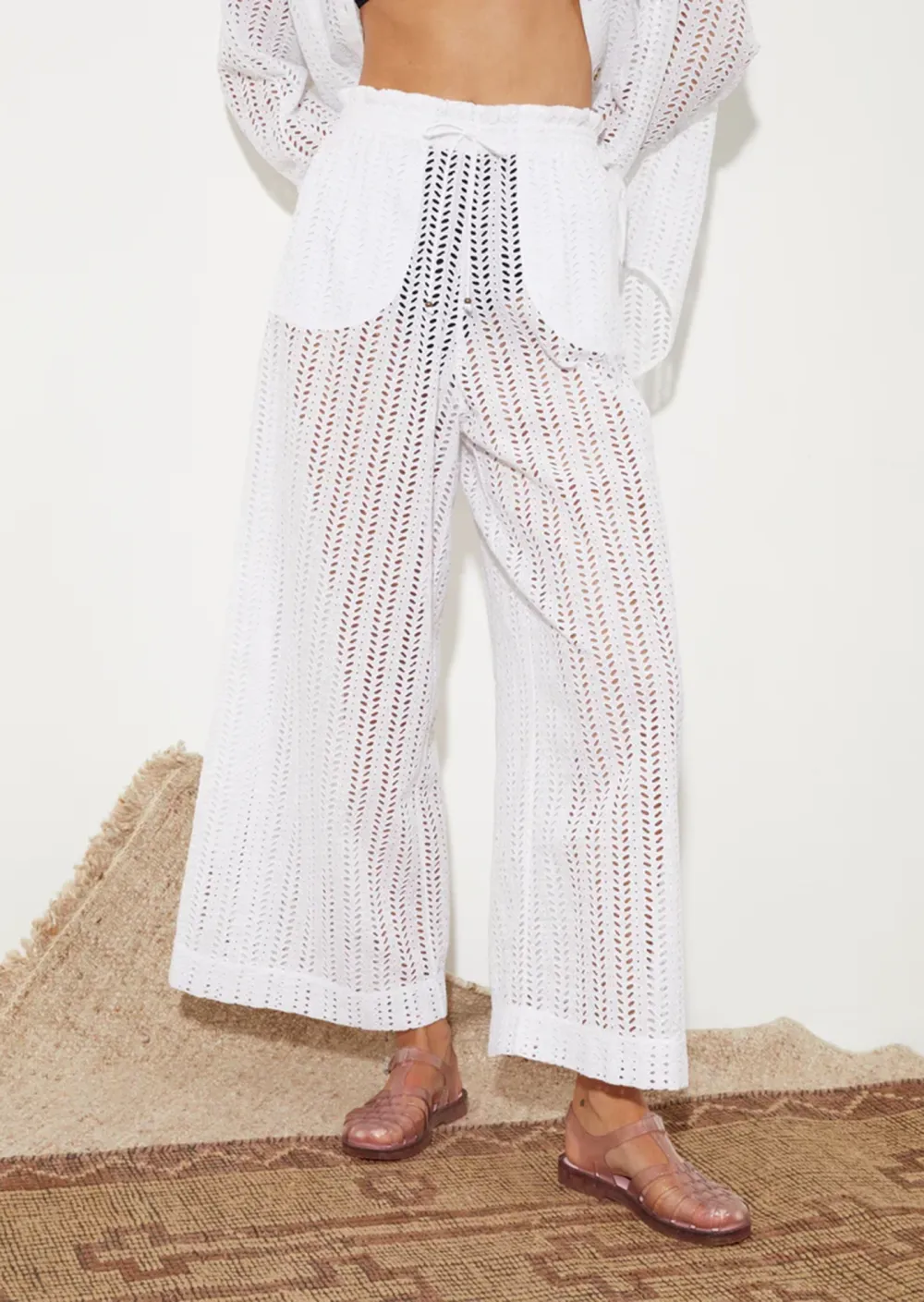 EYELET LOOSE FIT PANTS