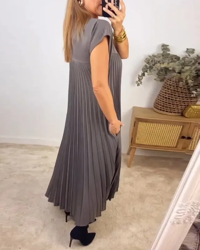 Timeless And Comfortable Dress