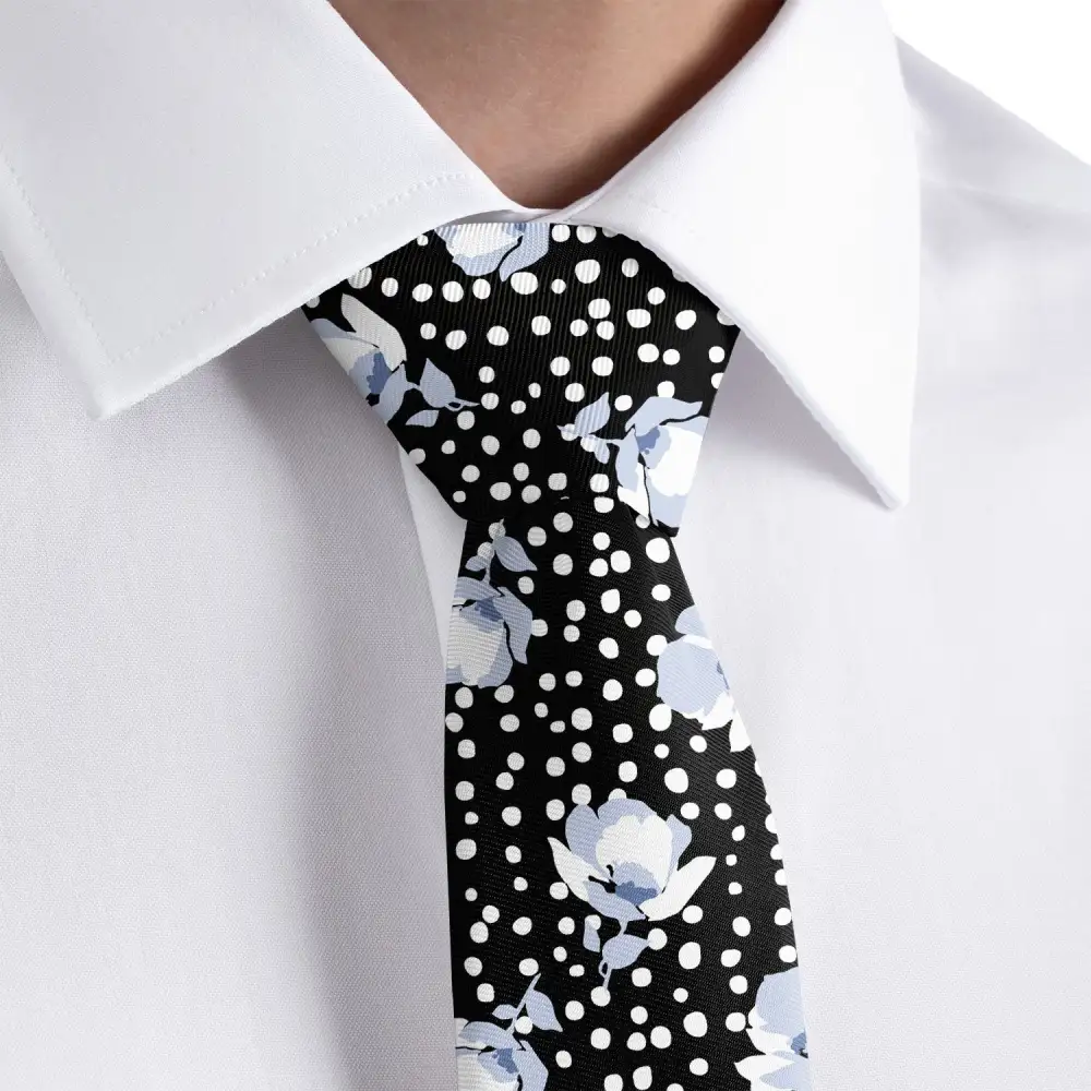 Distinctive Floral Detail Necktie