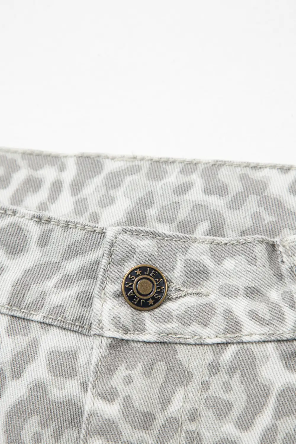 Collared High Rise Denim Jeans