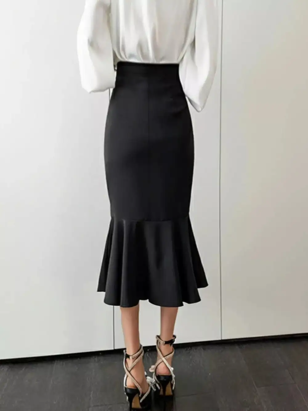 Ruched High Waisted Mermaid Skirt