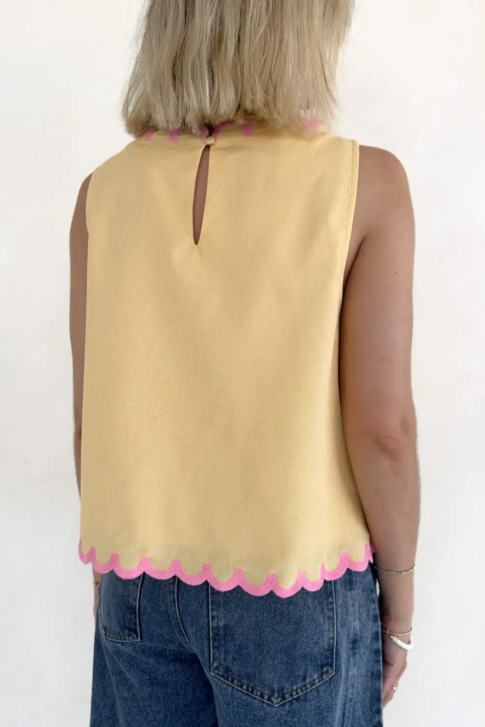 Everyday Floral Embroidered Sleeveless Top