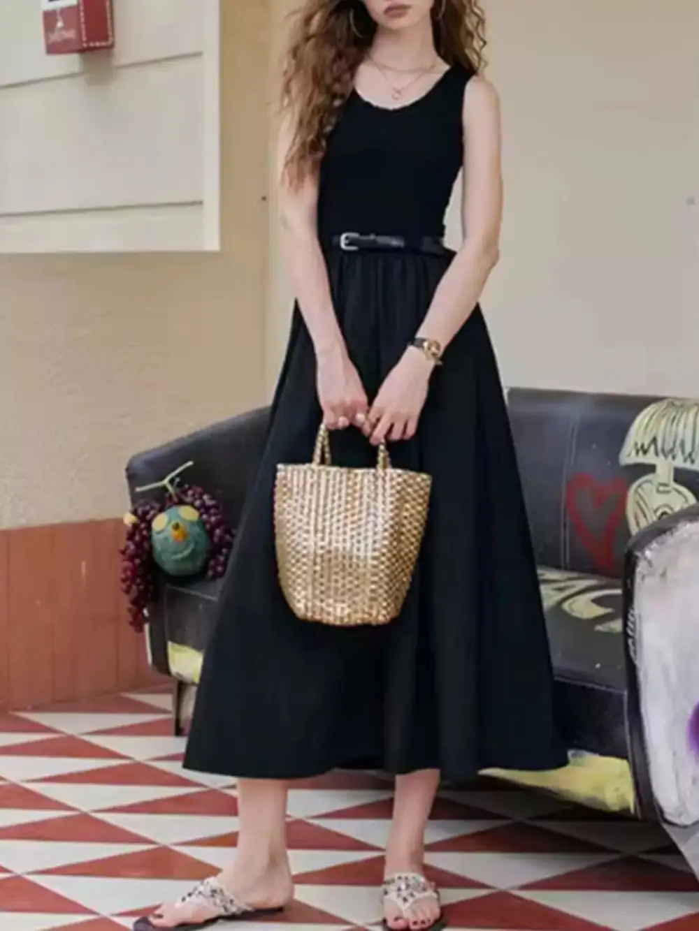 Neck Round Neck Sleeveless Midi Dress