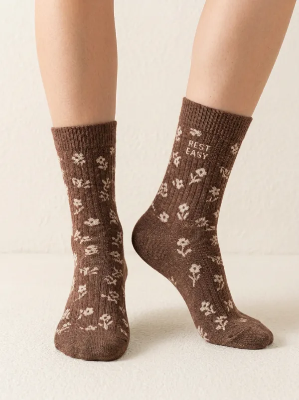 Artful Floral Casual Socks