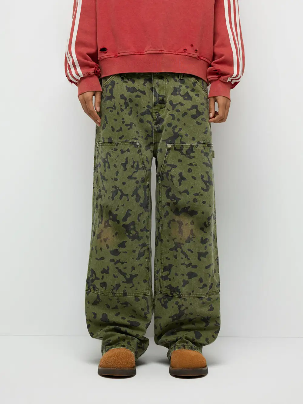 Cropped High-Waist Camouflage Cargo Pants