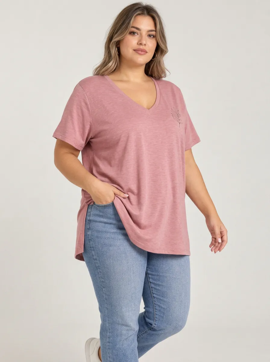 Laid Back Plus Size V Neck Relaxed Fit Women's Curvy Fit V Neck Casual Tee