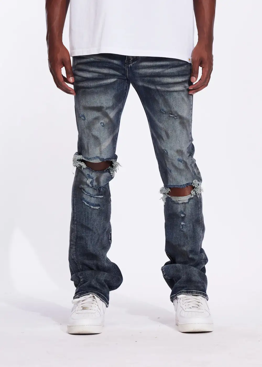 Distressed Flare Fit Jeans