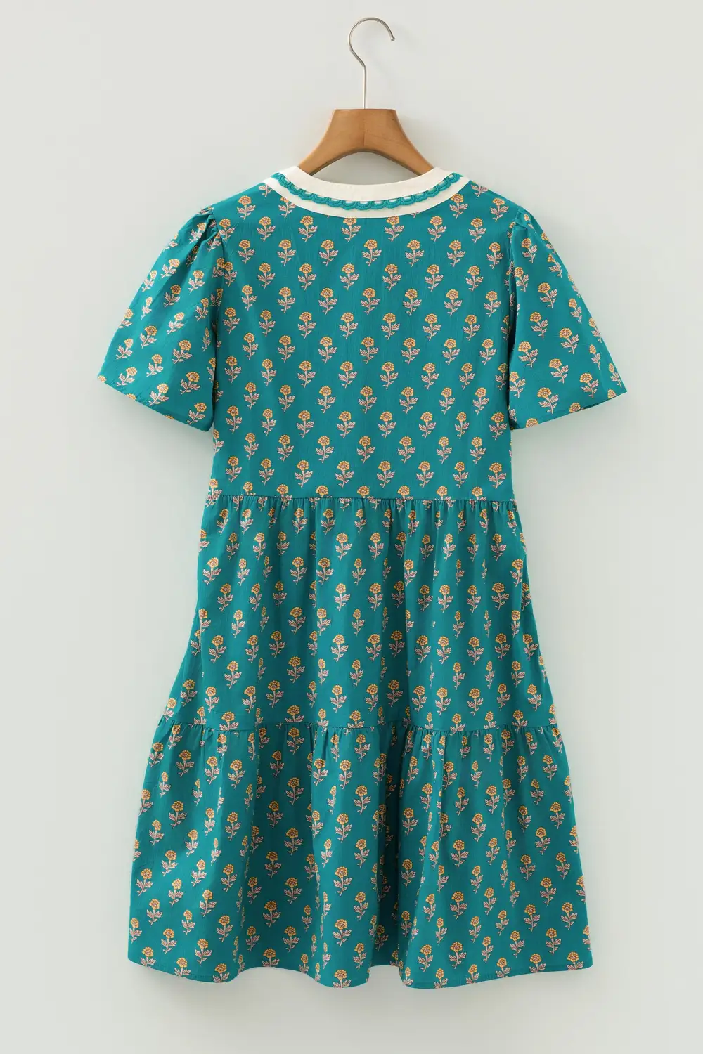 Lightweight Feel Floral V Neck Short Sleeve Dress
