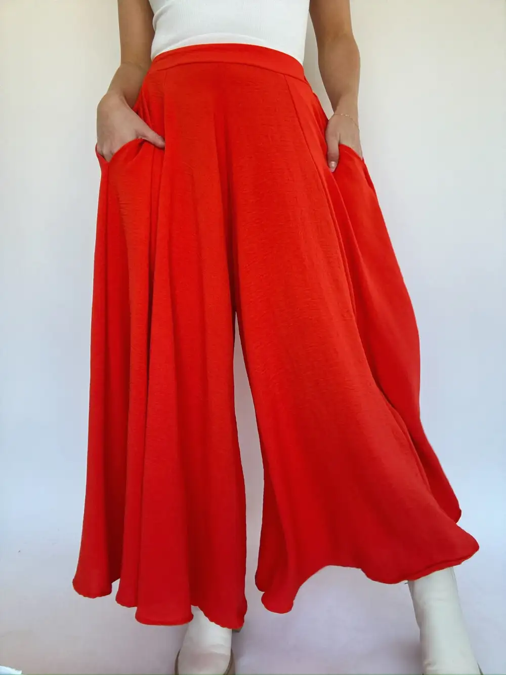 Easy Route Wide Leg Pants