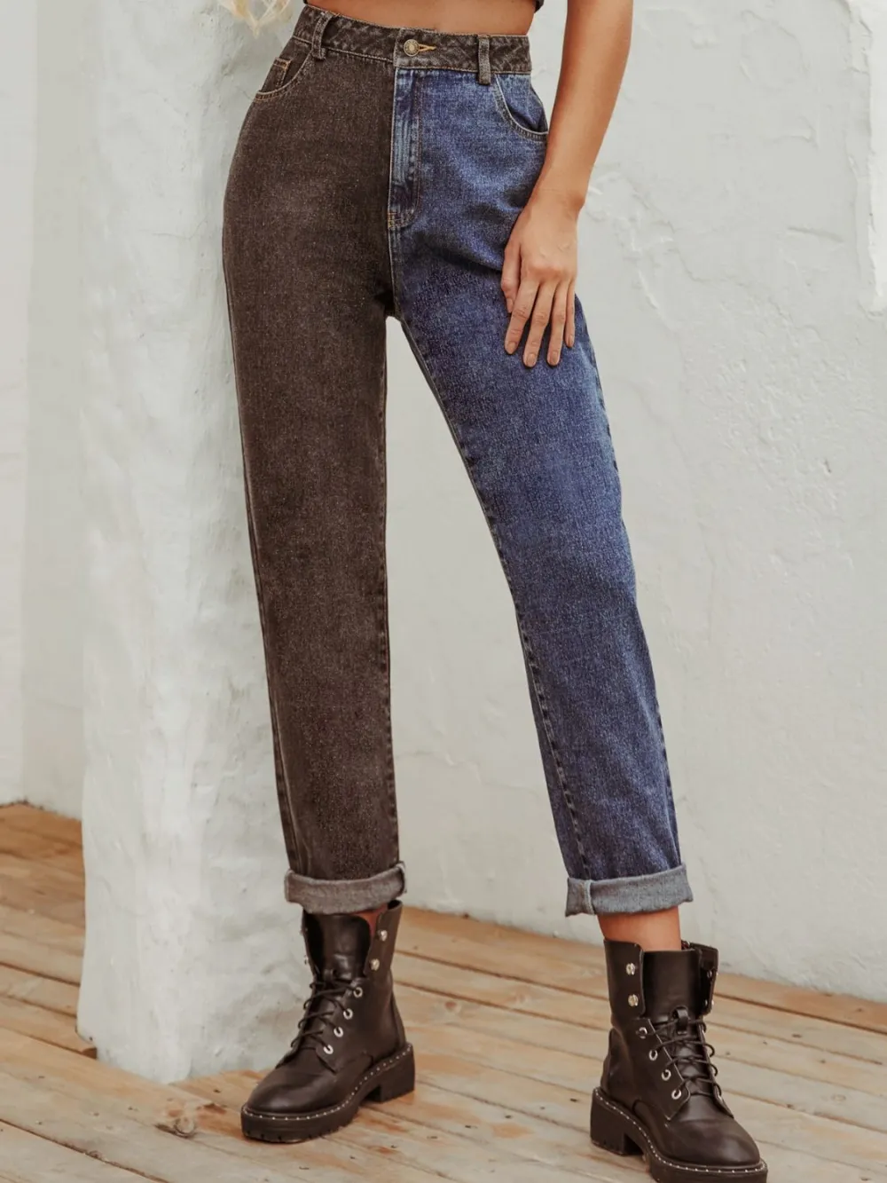 Pocketed Straight Leg Denim Jeans