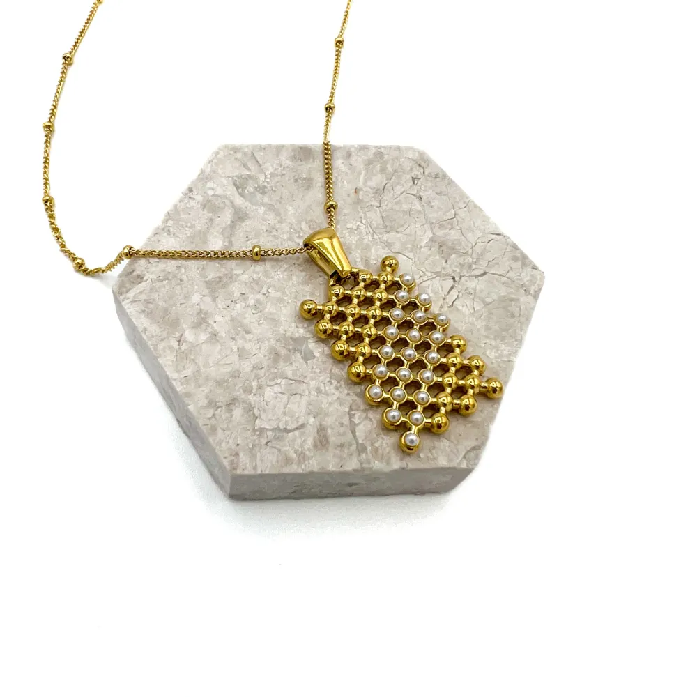 Pearl Pendant Square Chain Necklace