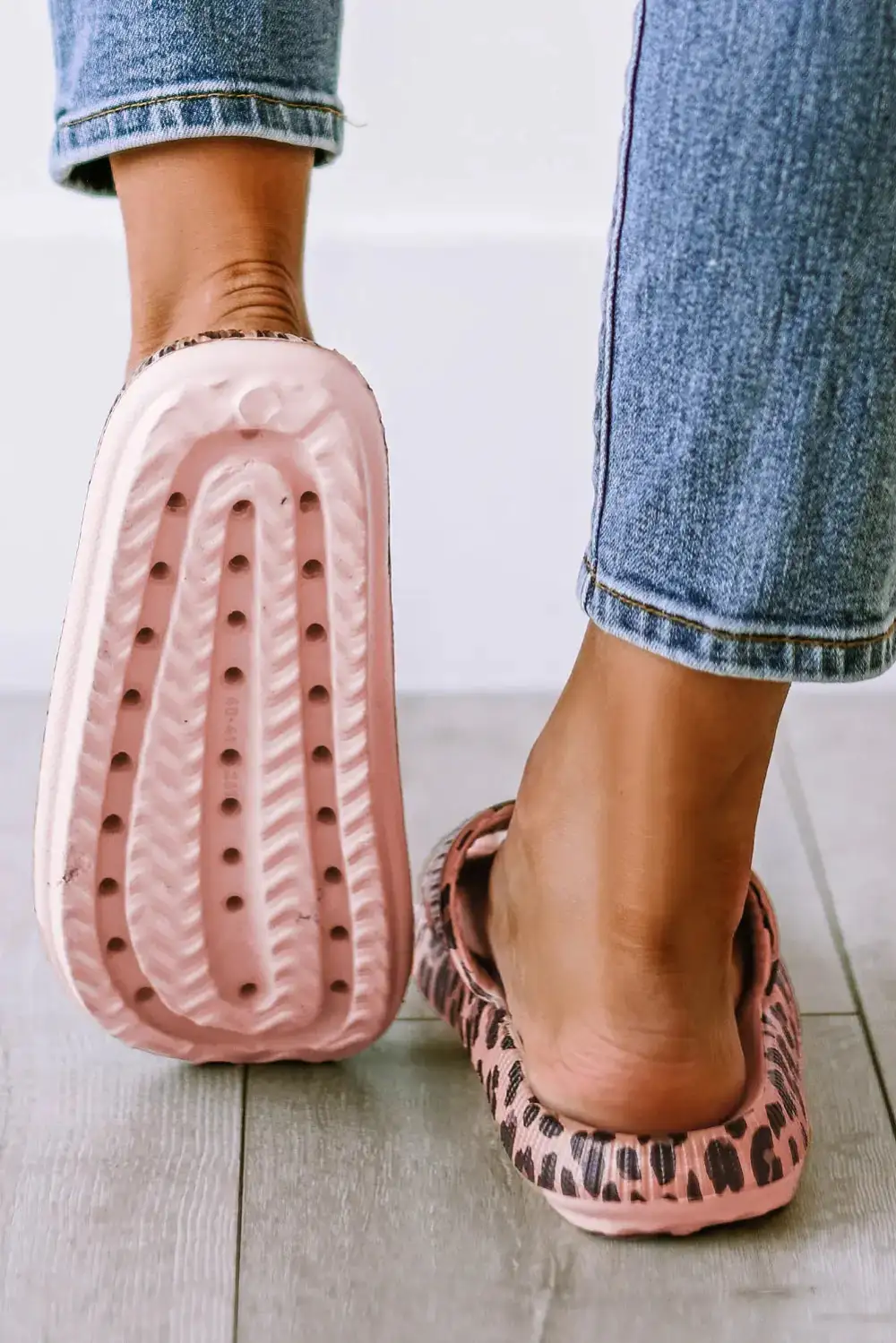 Leopard Print Thick Sole Slide Sandals