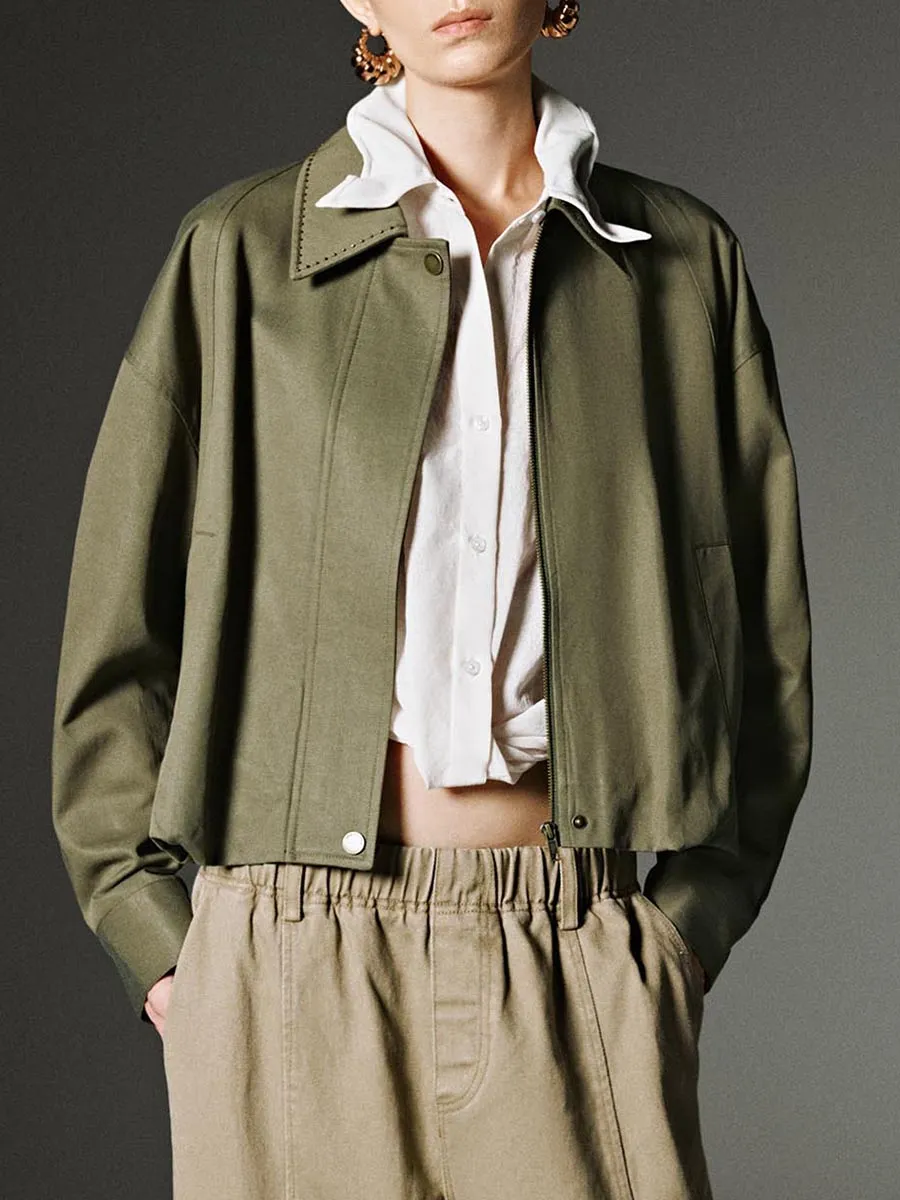 A Green Lapel Commuter Jacket For Ladies