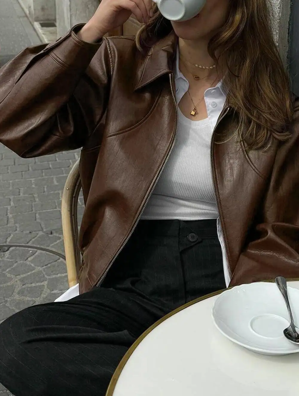 Clean Front Long-Sleeved Leather Jacket