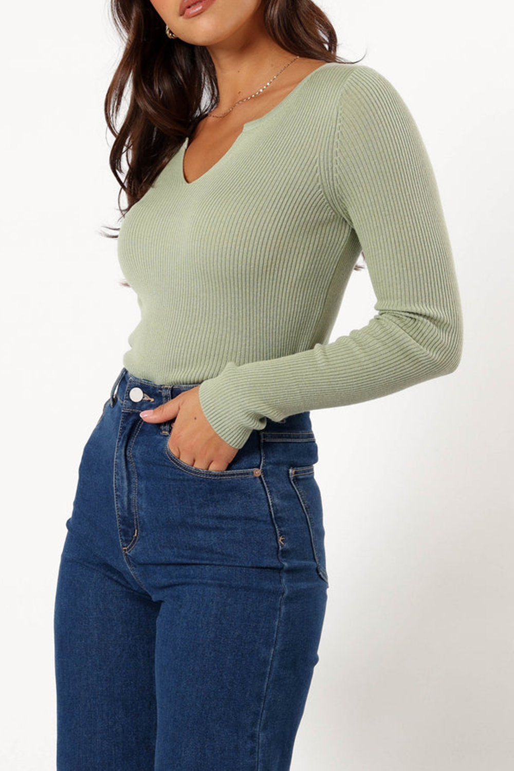 V NECK LONG SLEEVE TOP