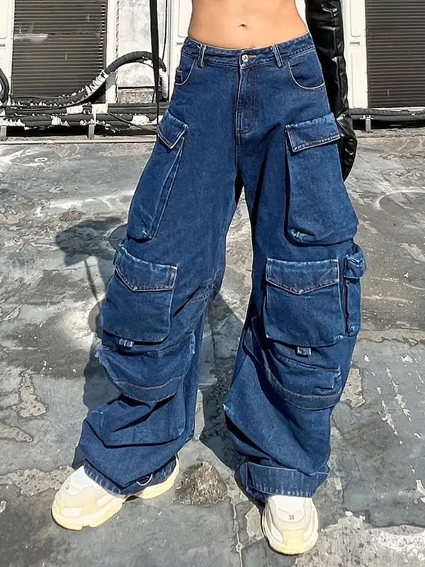 Relaxed Fit Wide Leg Seamed Pocket Jeans