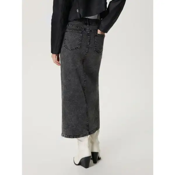 Everyday Slit Midi Denim Skirt with Pockets