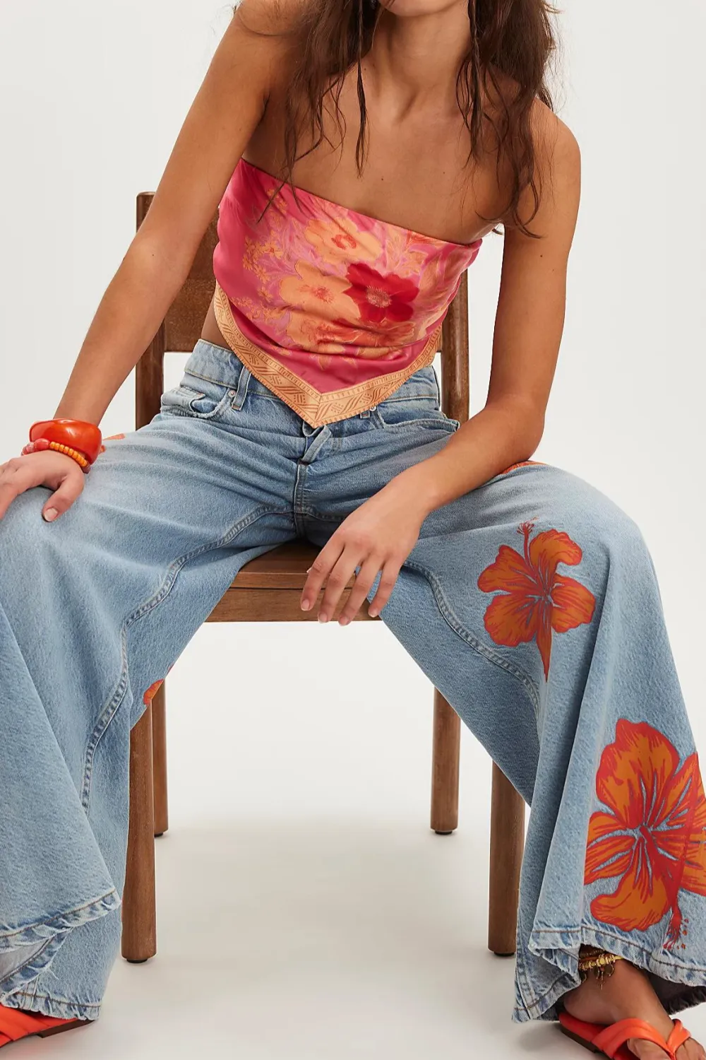 Wide-Leg Retro Jeans