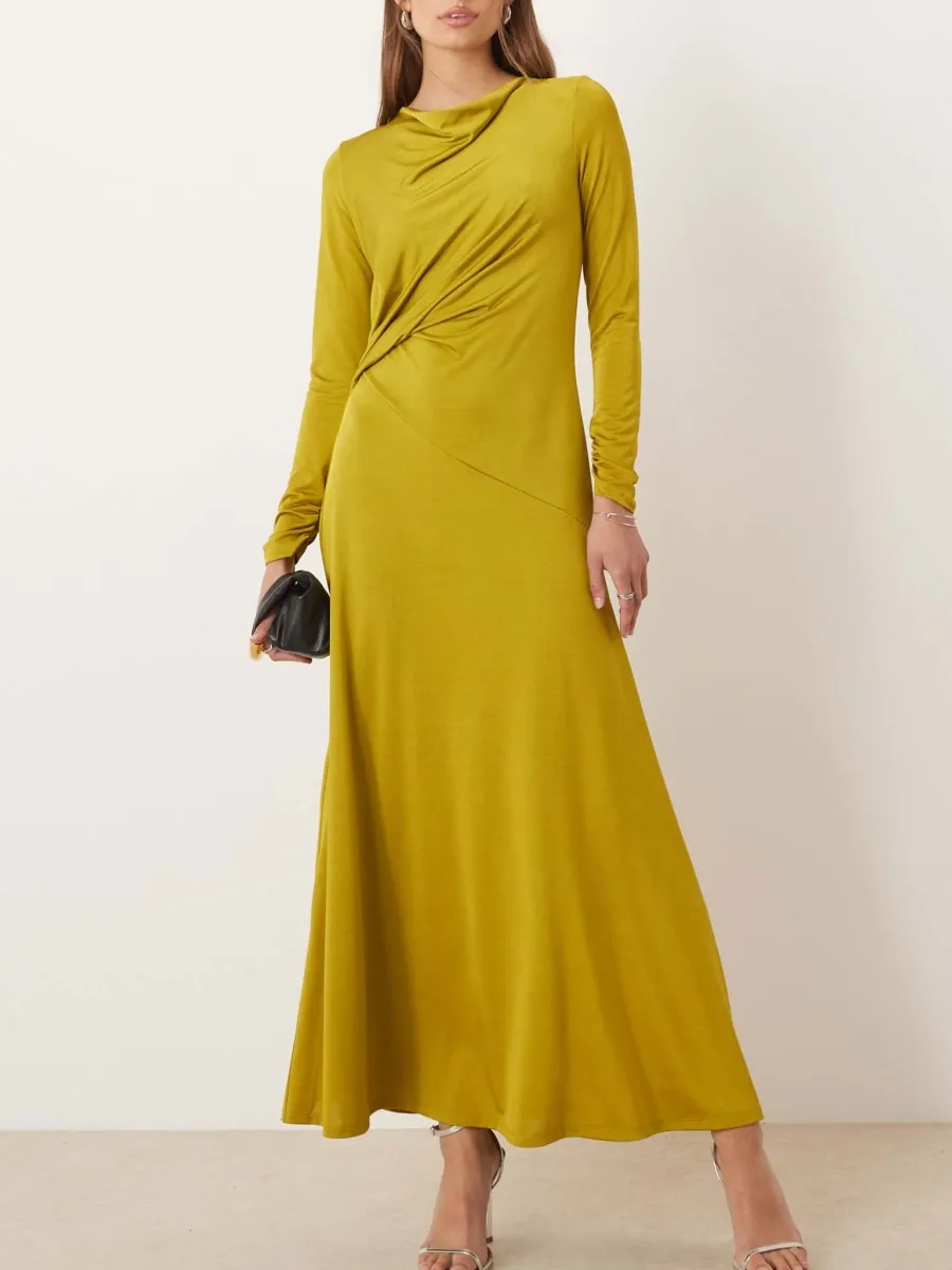 Elegant Knot-Front Maxi Dress