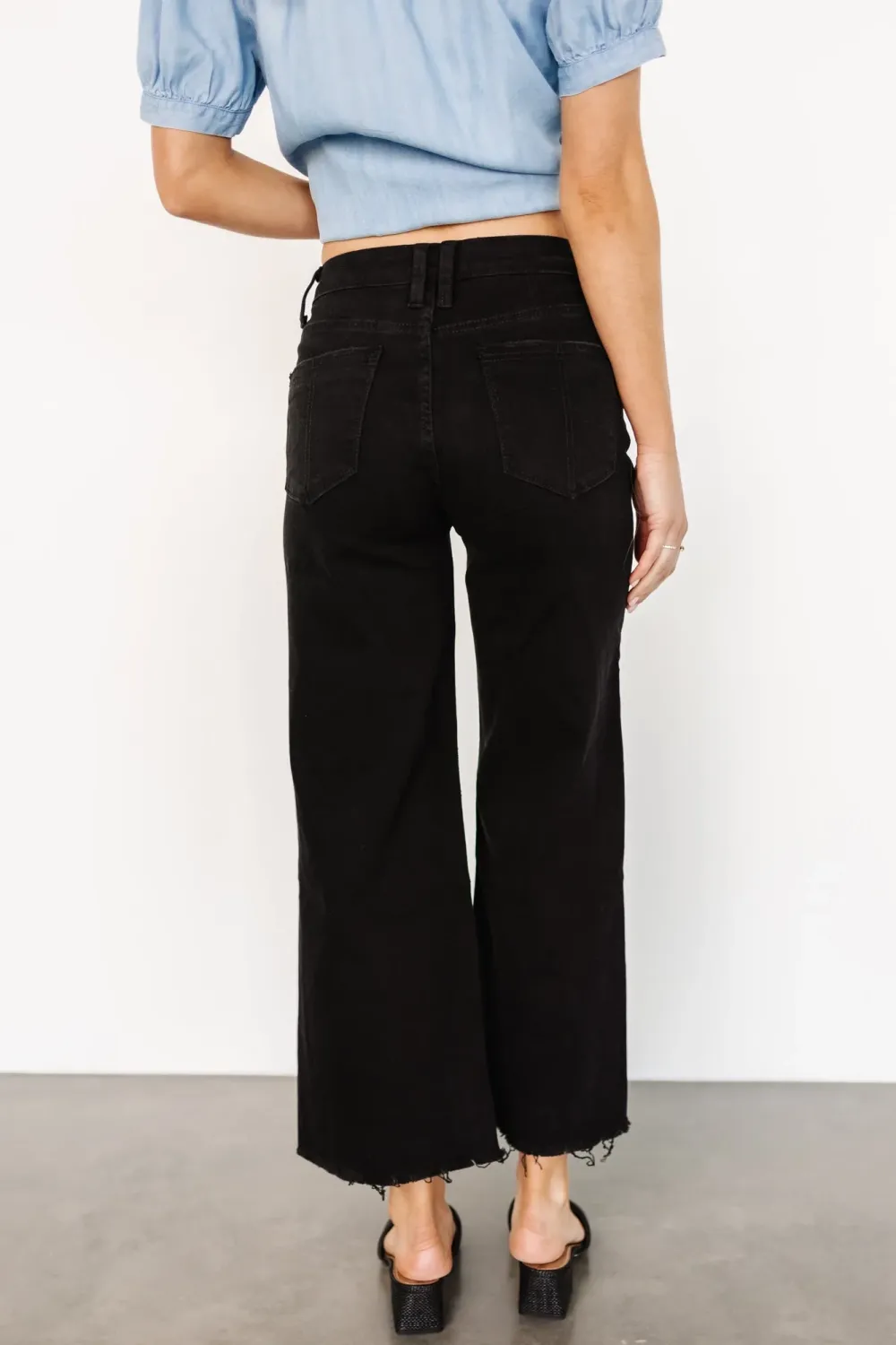Black Straight-Leg Button-Up Slimming Pants