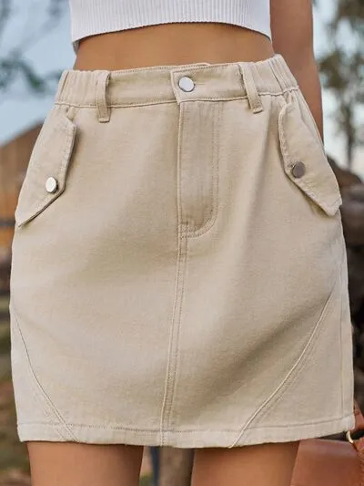 Pocketed Buttoned Mini Denim Skort