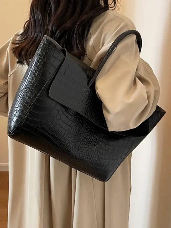 Classic Vintage Shoulder Bag