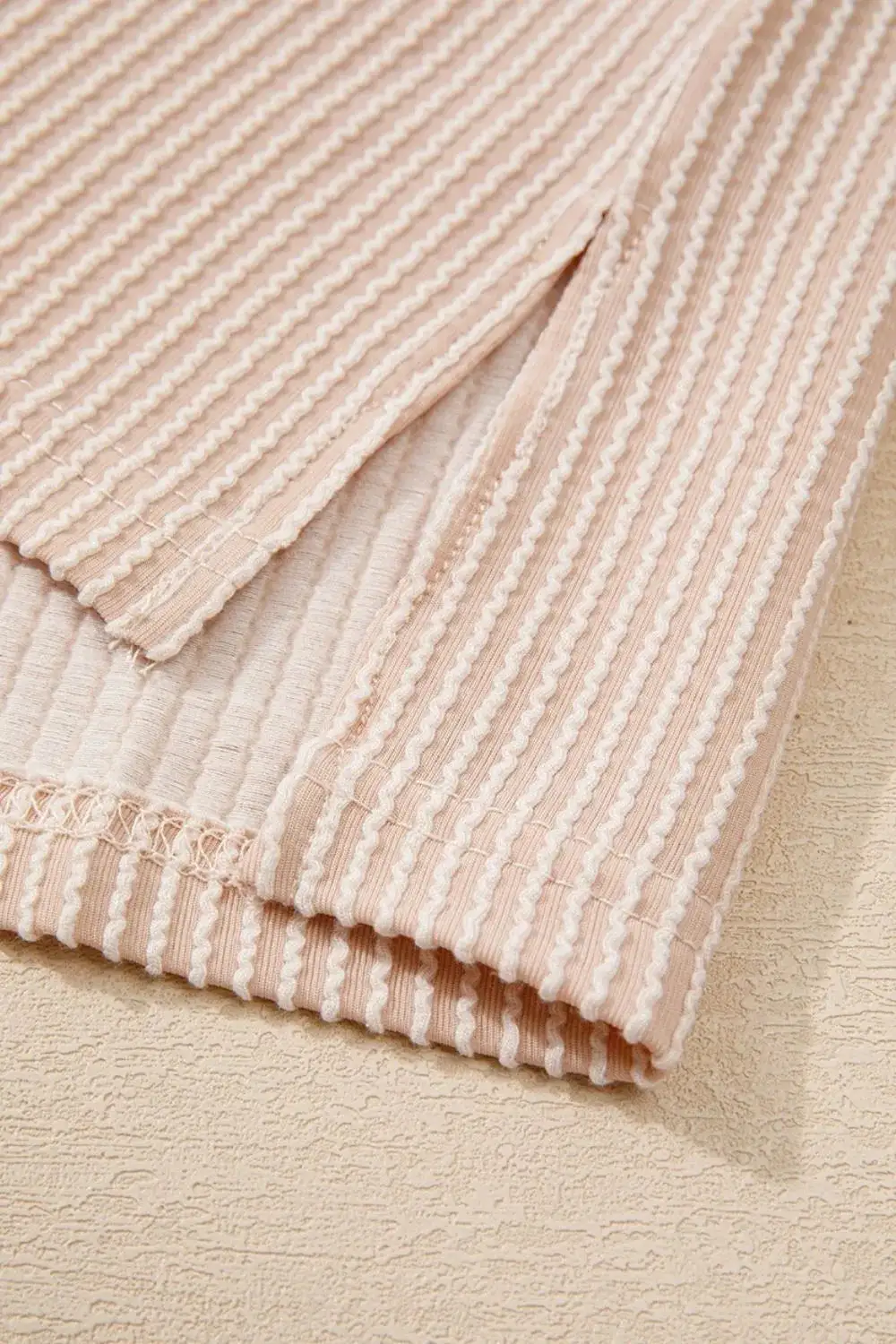 Round-Neck Short-Sleeve Ribbed T-Shirt
