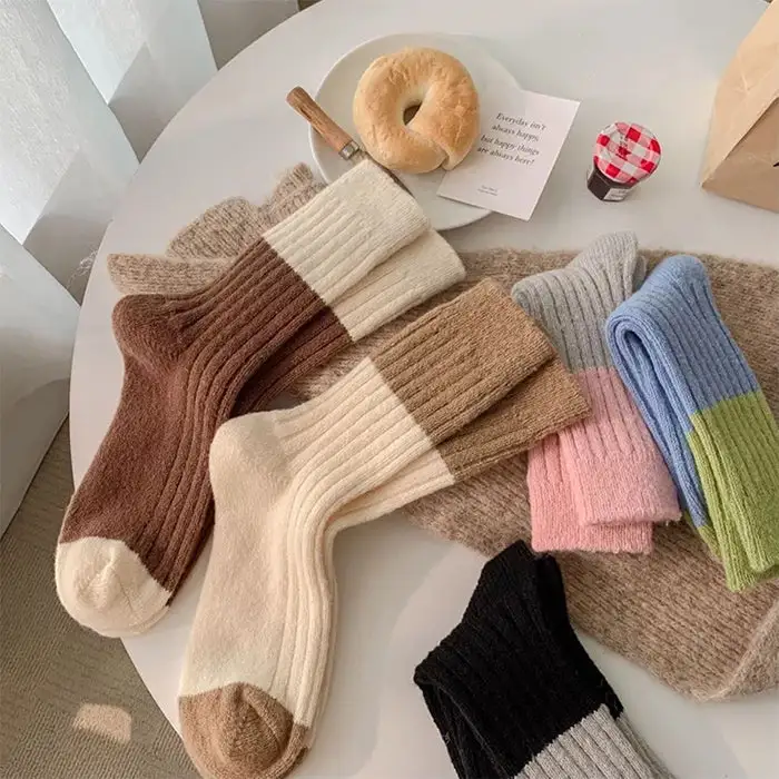 Contrast Block Warm Socks