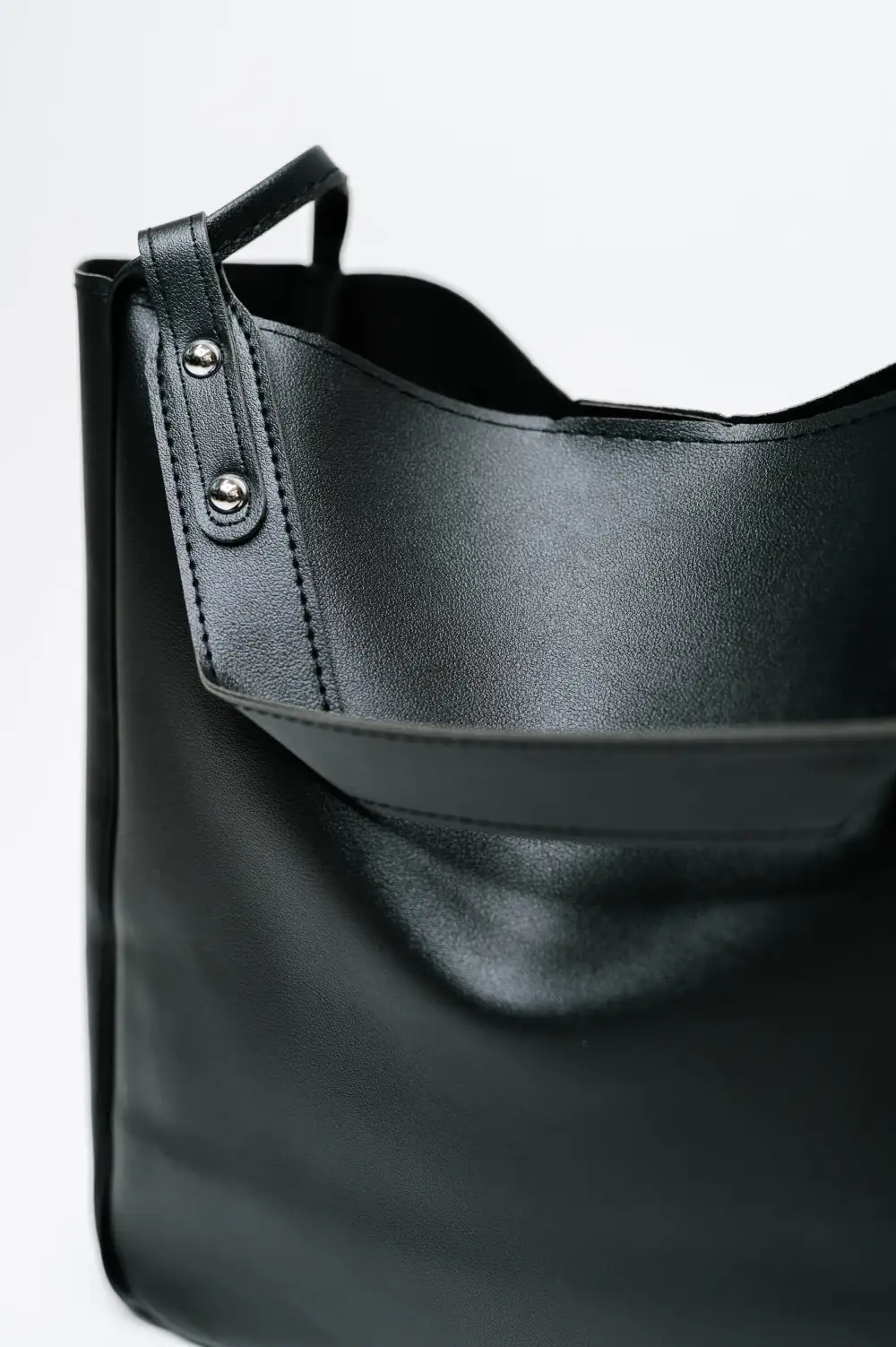 Easygoing My Whole Shoulder Bag
