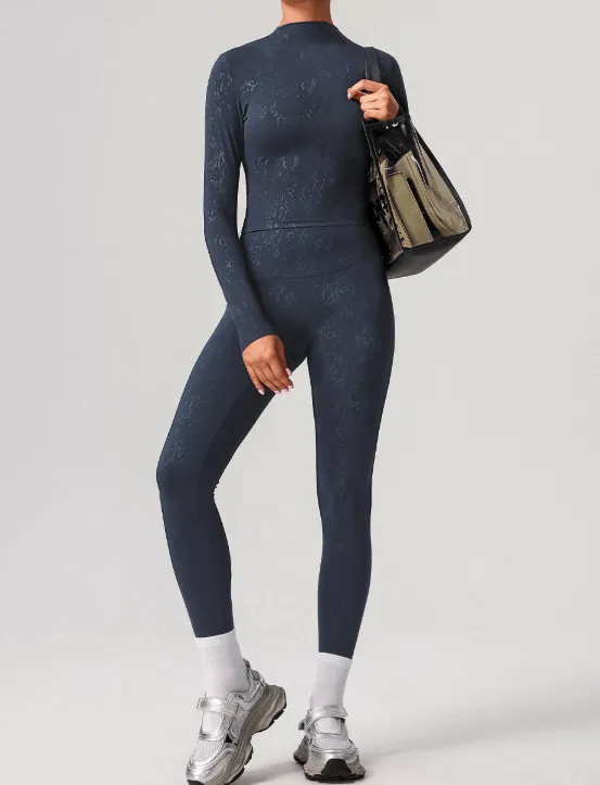Long-Sleeve Yoga Activewear Active Set